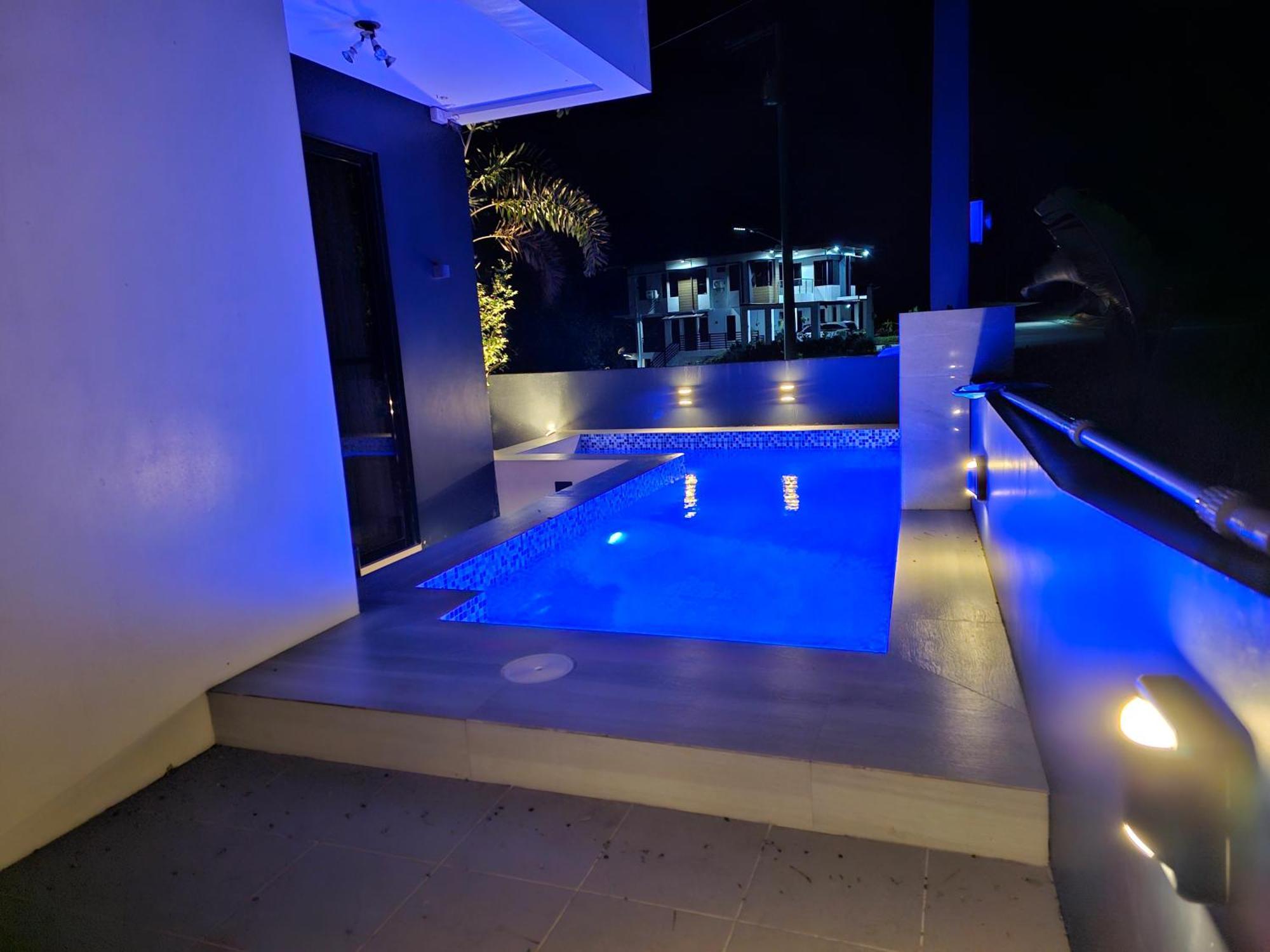 Overlooking Staycation At Sandari Batulao タガイタイ エクステリア 写真
